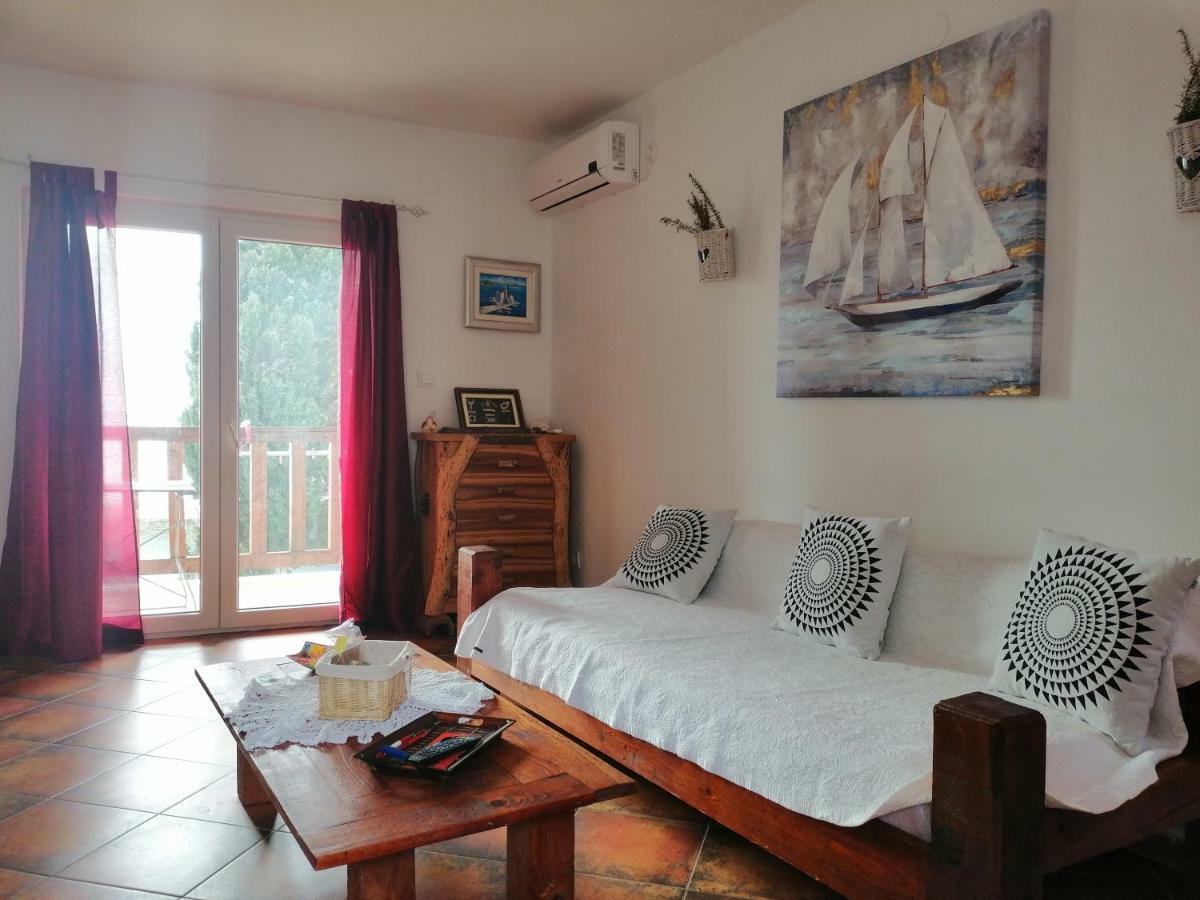 מליני Apartment Fran And Lucia מראה חיצוני תמונה